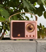 Retro Mini Bluetooth Speaker (Pink)